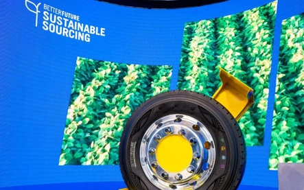 Goodyear enthüllt 63% nachhaltiges Material LKW-Reifen
